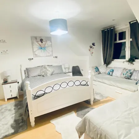 Couette-café Sonas House
