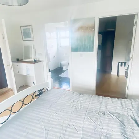 Sonas House Bed & Breakfast