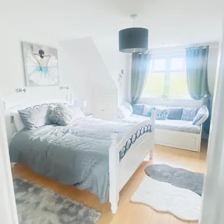 Sonas House Bed & Breakfast