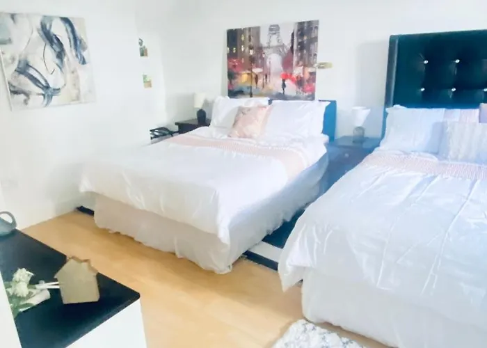 Sonas House Bed & Breakfast 3*